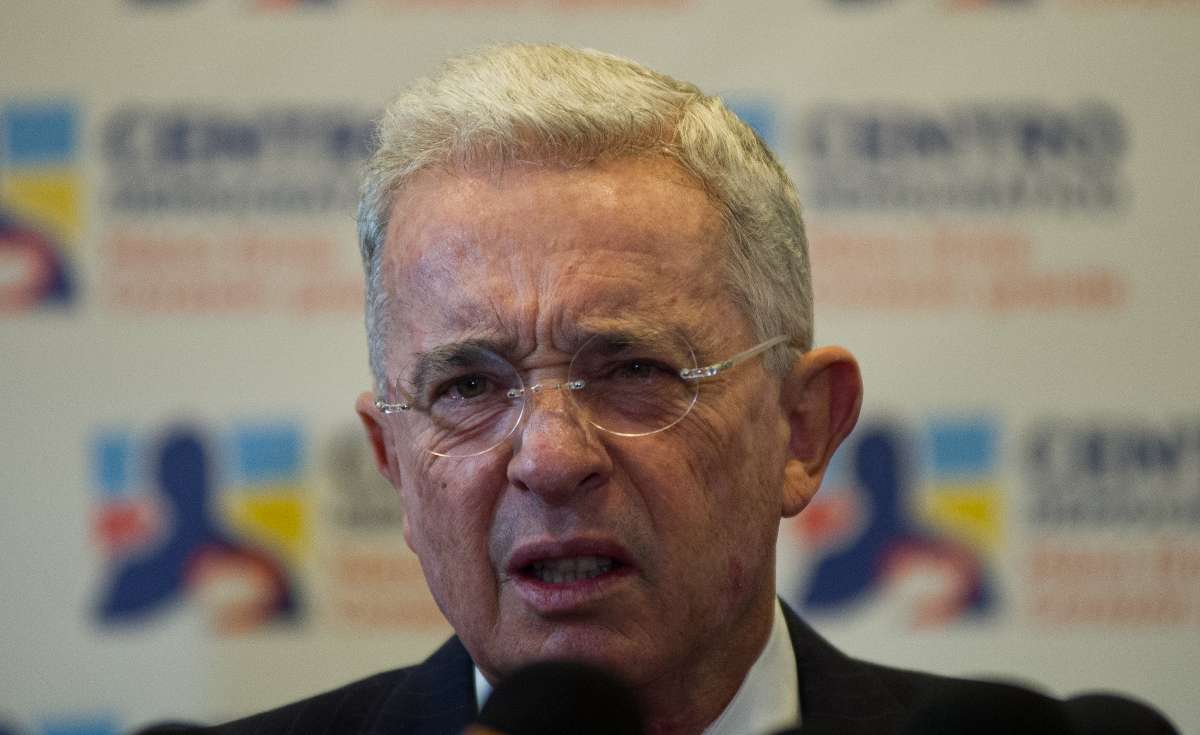 Foto de Álvaro Uribe, que pataleó por decisión de La Haya que niega pretensiones de Nicaragua