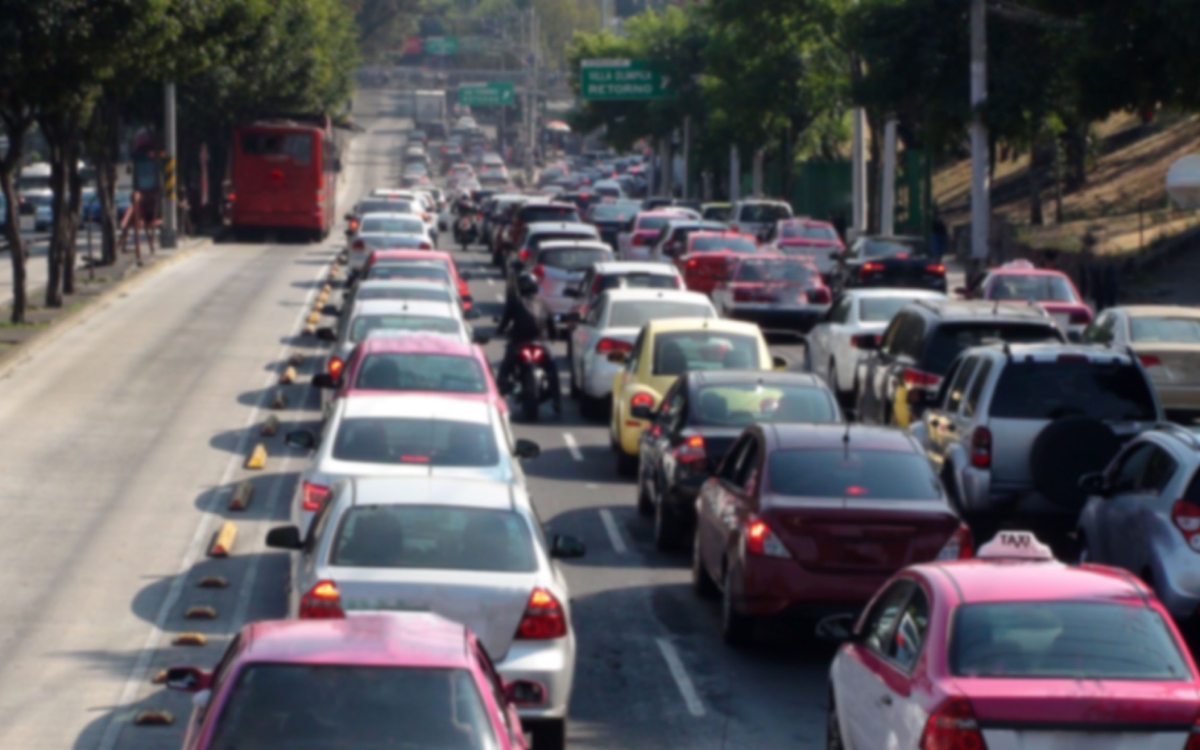 Hoy no circula. miércoles 19 de autos con placa final con 3 y 4, y engomado rojo