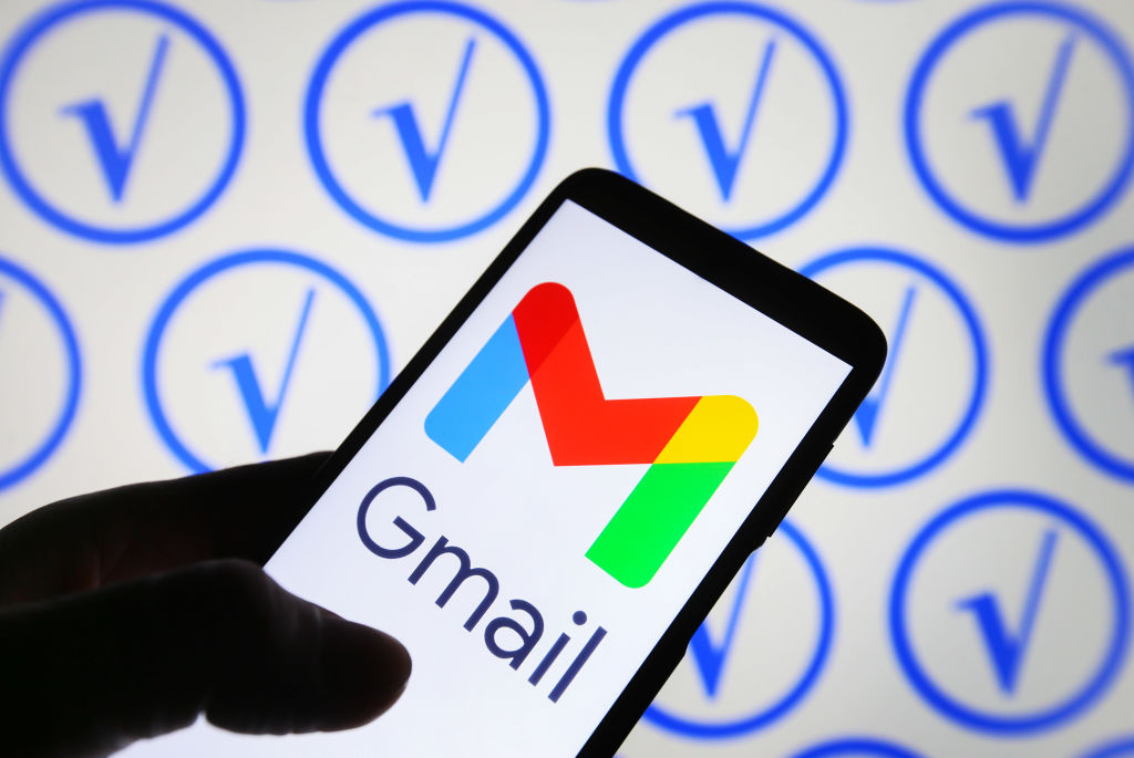 Gmail estrena nuevas funciones que utilizan inteligencia artificial para optimizar procesos, incluye redacción inteligente y depuración de correos