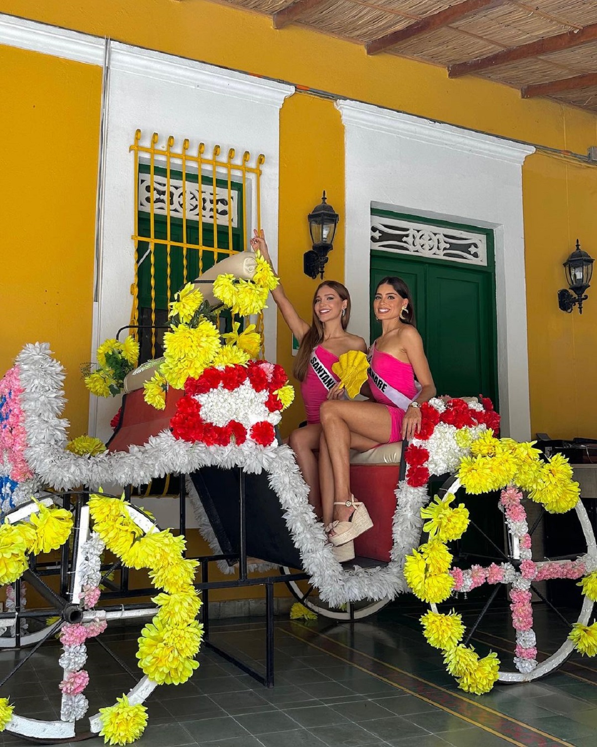 Miss Santander y Miss Casanare, en nota sobre que candidata a Miss Universo Colombia es hija de creadora de reinado para tallas grande