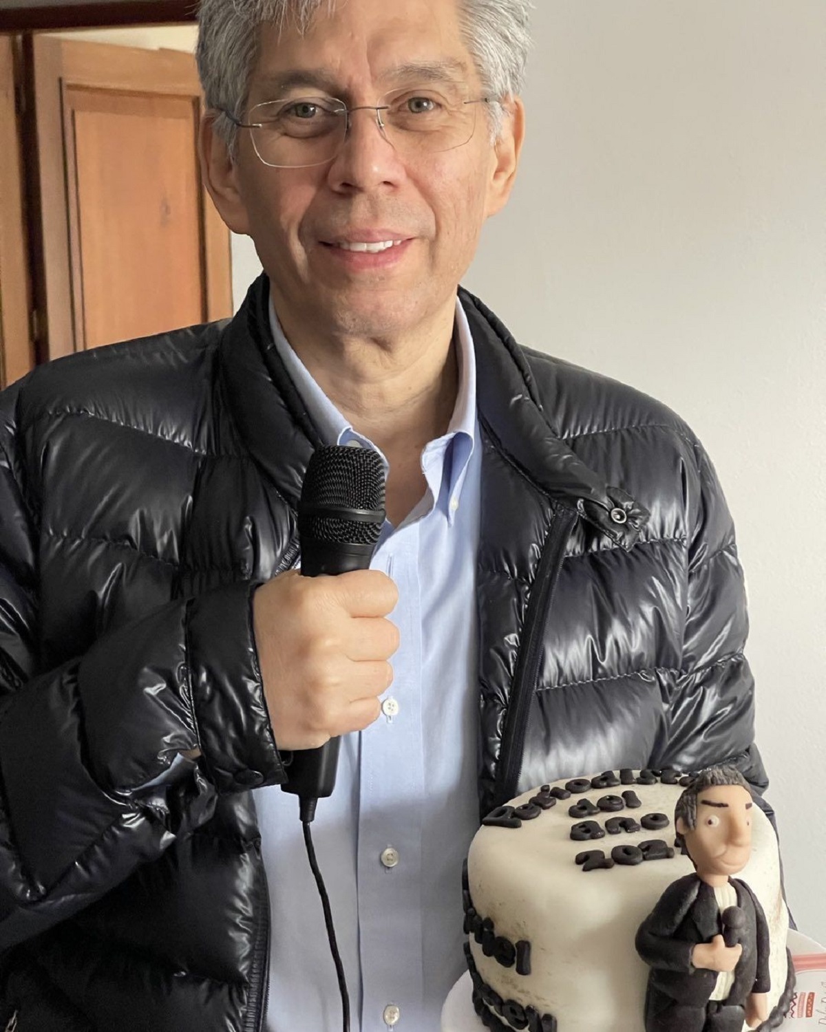 Daniel Coronell deja la presidencia de Cambio, pero sigue con reporte en W Radio