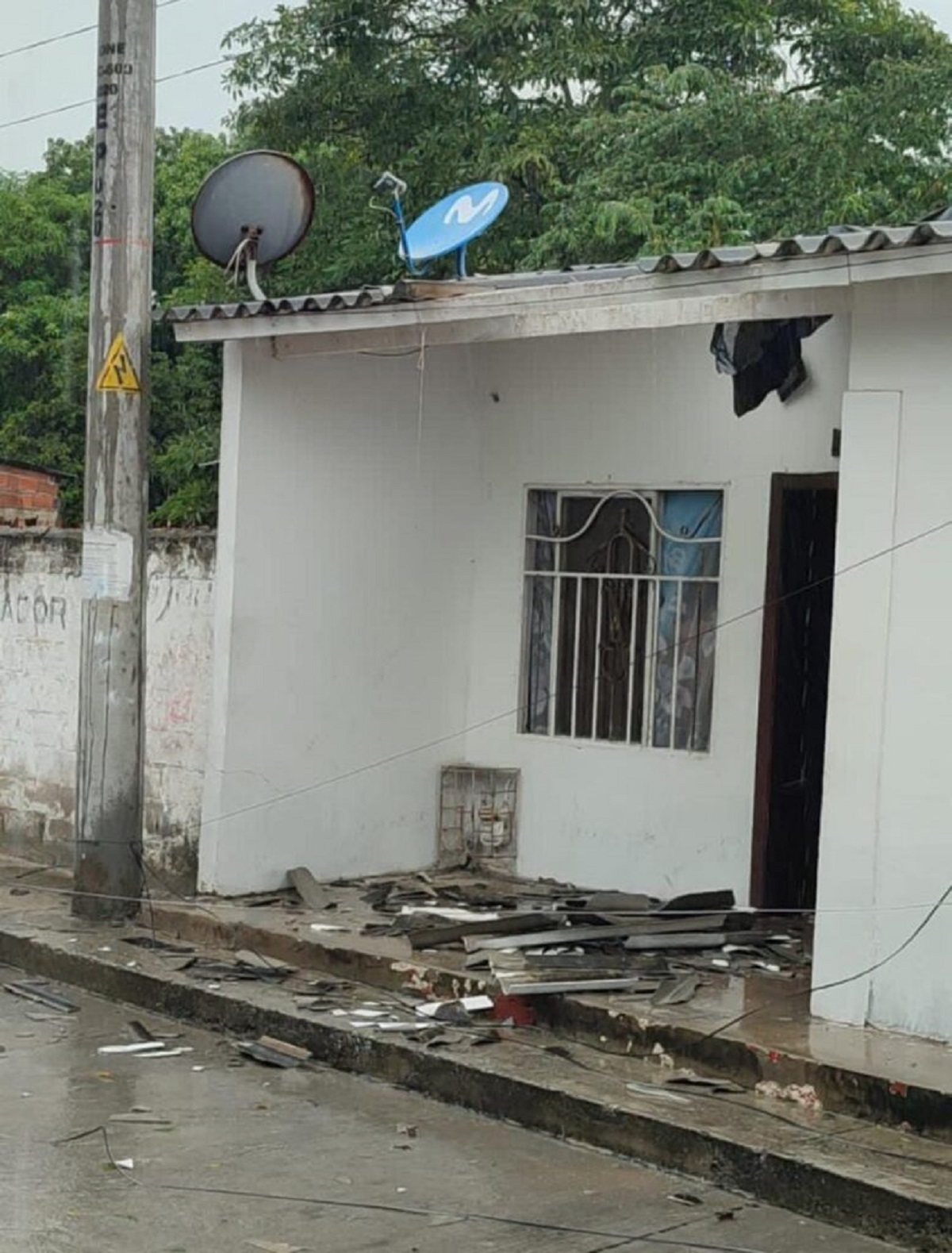 En Galapa, Atlántico, fuerte vendaval por lluvias dejó techos destruidos 