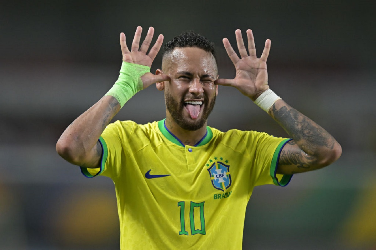 BELEM, BRAZIL - SEPTEMBER 08: Neymar Jr. of Brazil celebrates after scoring the fifth goal of his team during a FIFA World Cup 2026 Qualifier match between Brazil and Bolivia at Mangueirao on September 08, 2023 in Belem, Brazil. (Photo by Pedro Vilela/Getty Images)