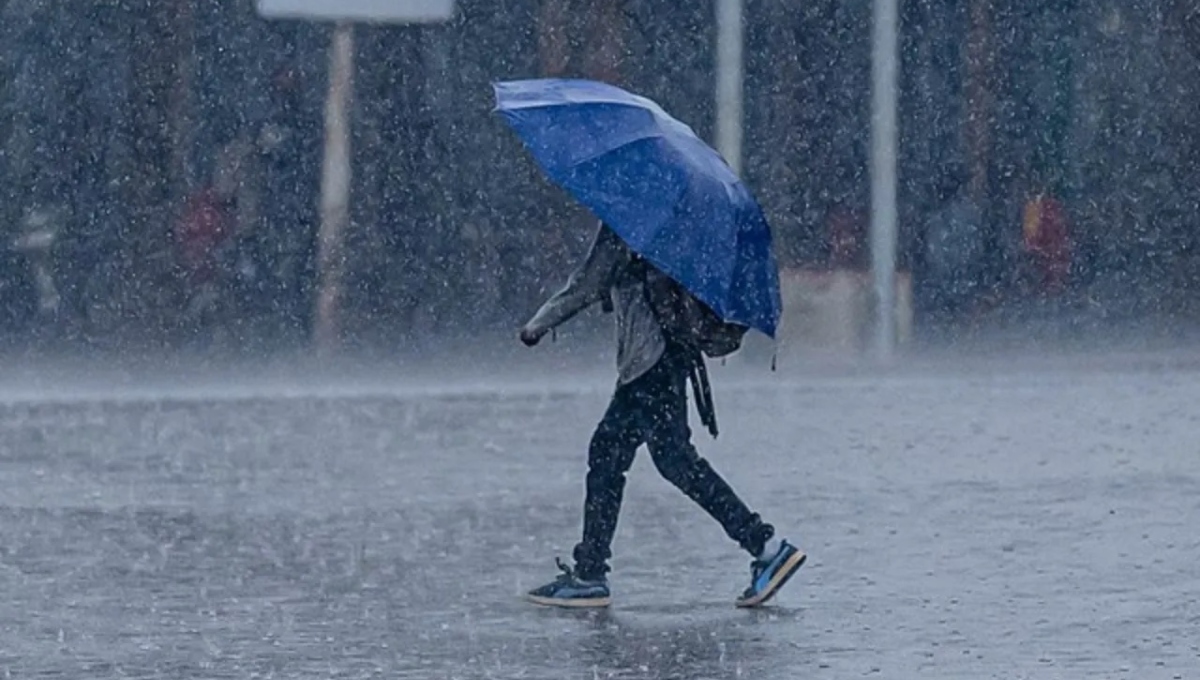 Frente Frío 2 afectará con lluvias, frío y tornados a México.