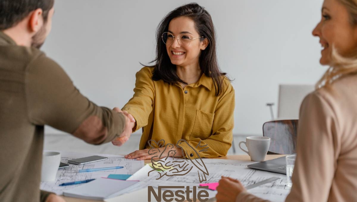 Nestlé lanza una vacante de empleo con sueldo de 20 mil pesos mensuales.