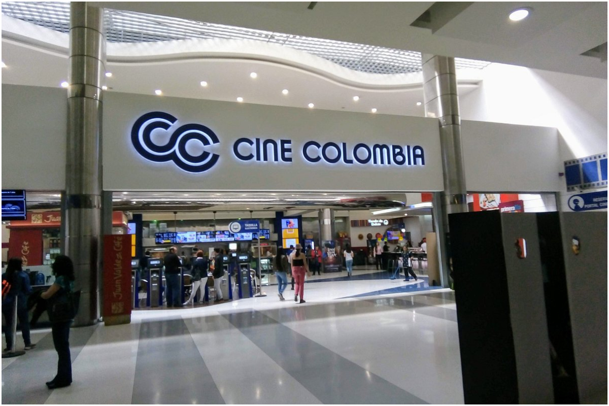 Centros comerciales en los que Cine Colombia abrirá salas de cine y hará cambios.