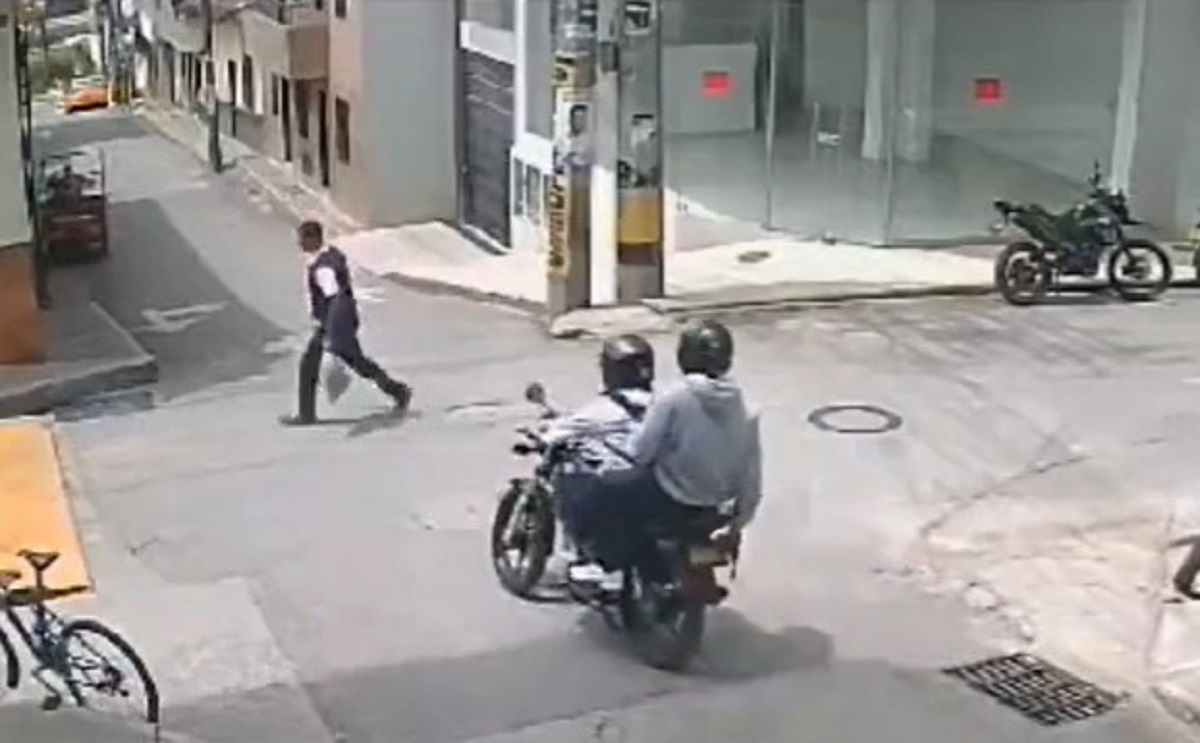 Ladrones en moto en Antioquia no paran, robaron a una pareja que llevaba dinero