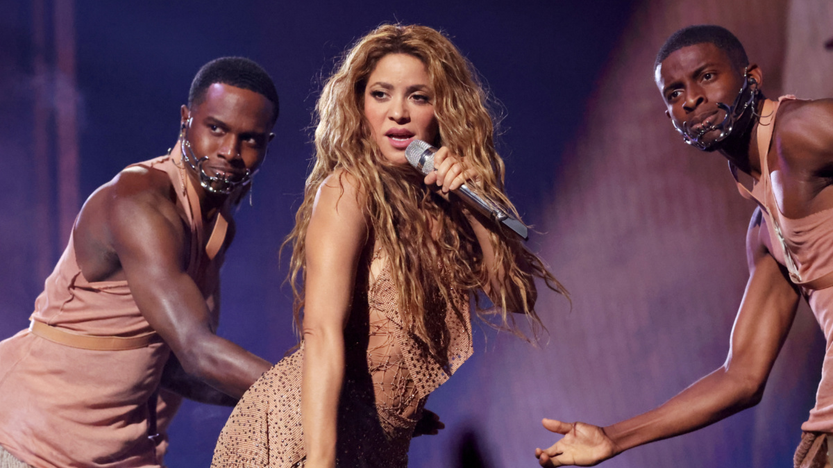 Exbailarín de Shakira destapó "tensa situación con ella" en video de 'Monotonía'.