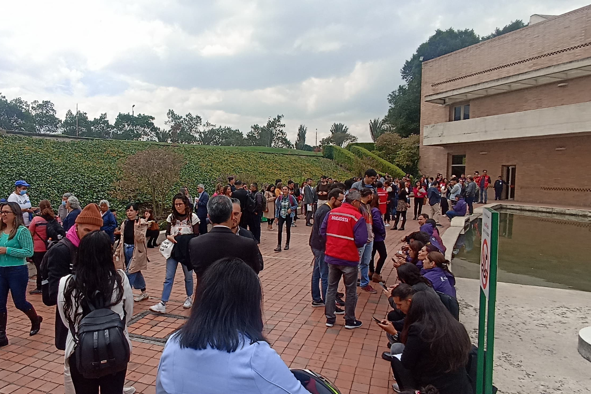 Así se desarrolló el simulacro de evacuación en Bogotá y otras ciudades. Los videos demostraron qué tanta participación hubo en la actividad. 