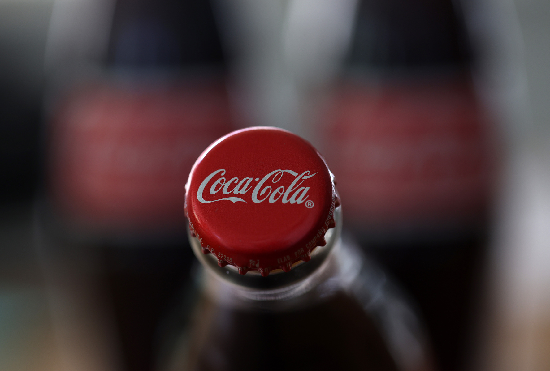 Coca-Cola abrió vacantes de empleo para muchas personas con poca experiencia. 