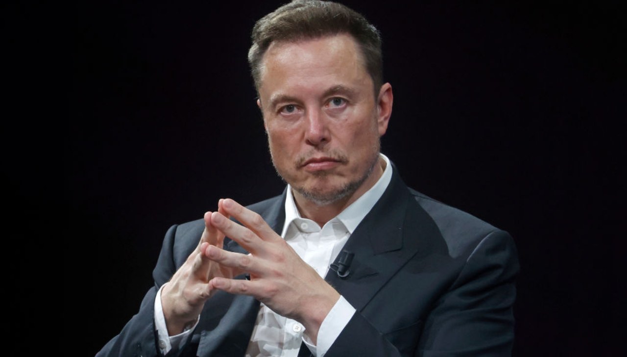 Amazon le hace competencia a Elon Musk con proyecto de internet satelital