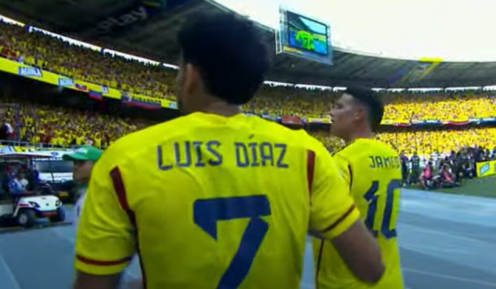 Gol James Rodríguez con Selección Colombia/Foto: captura de pantalla Caracol TV.