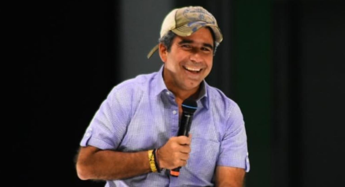 Álex Char, candidato a la Alcaldía de Barranquilla, sigue liderando las encuestas de intención de voto con una amplia diferencia de sus competidores.
