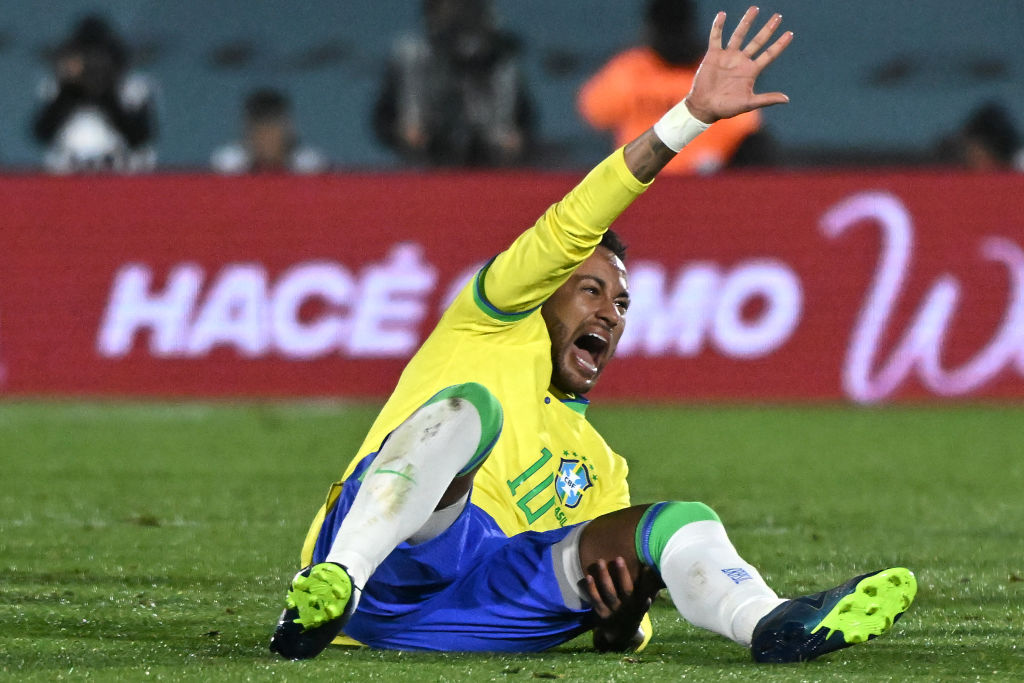 Neymar Jr. envió emotivo mensaje en sus redes sociales después de conocerse el tiempo de recuperación después de su lesión de rodilla contra Uruguay.