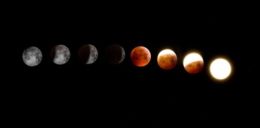 El eclipse lunar parcial será de 4 horas y 25 minutos y será visible durante aproximadamente una hora y 18 minutos. / Pexels