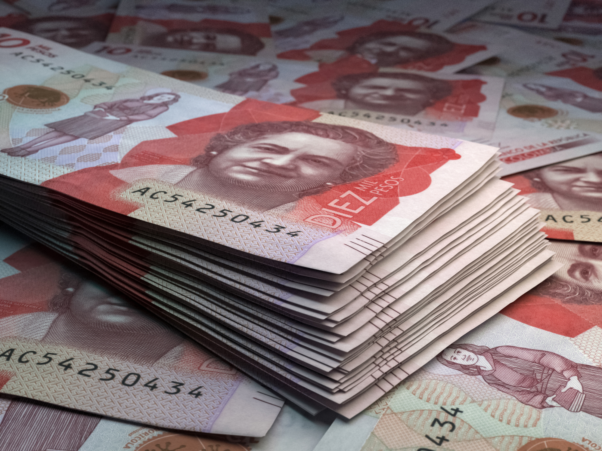 Dinero de Colombia: quién es la mujer que aparece en el billete de 10.000 pesos y por qué es tan importante