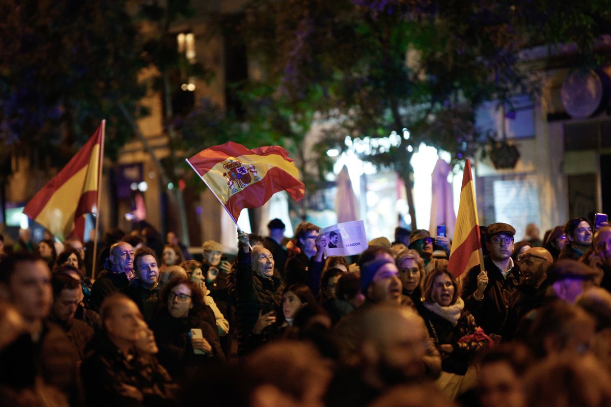 Protestas contra Pedro Sánchez, presidente de España, por amnistía a catalanes