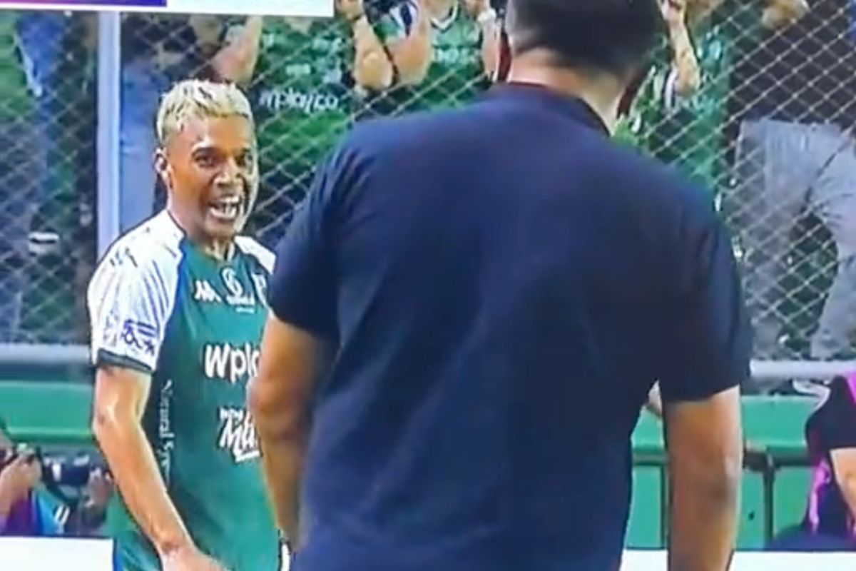 Foto de Teófilo Gutiérrez, por pelea con César Farías, en partido Cali vs Águilas Doradas