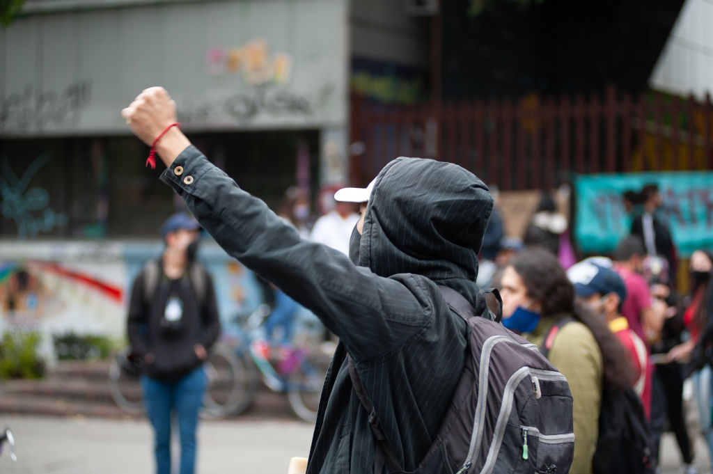 Protestas en Bogotá hoy 16 de septiembre: bloqueos en la Universidad Pedagógica.