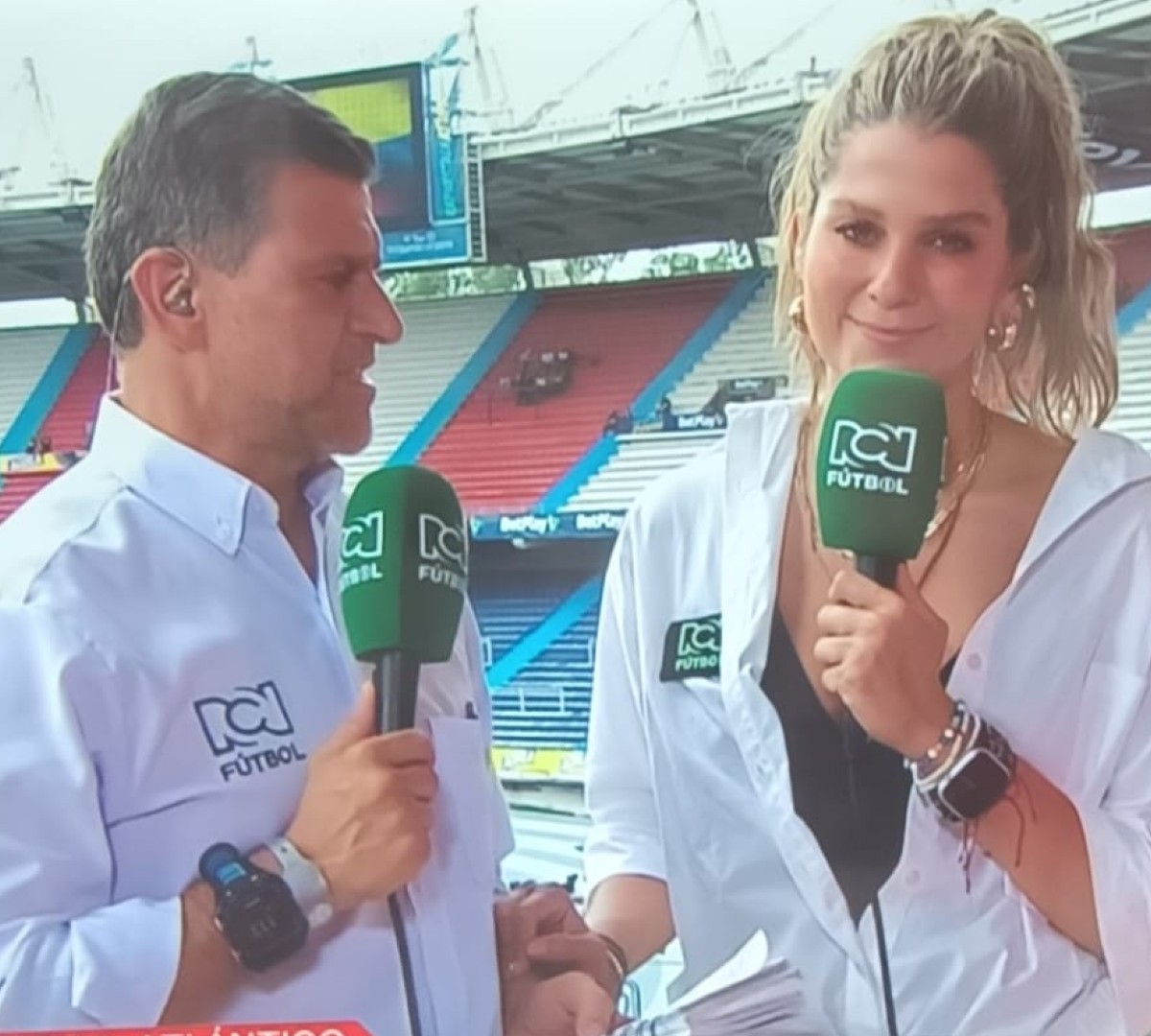 Ricardo Henao y Andrea Guerrero en la transmisión del partido Colombia VS Brasil