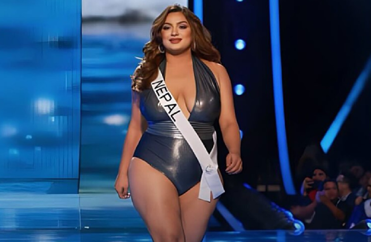 Reina de talla grande que va por título de Miss Universo cautivó en desfile de traje de baño.