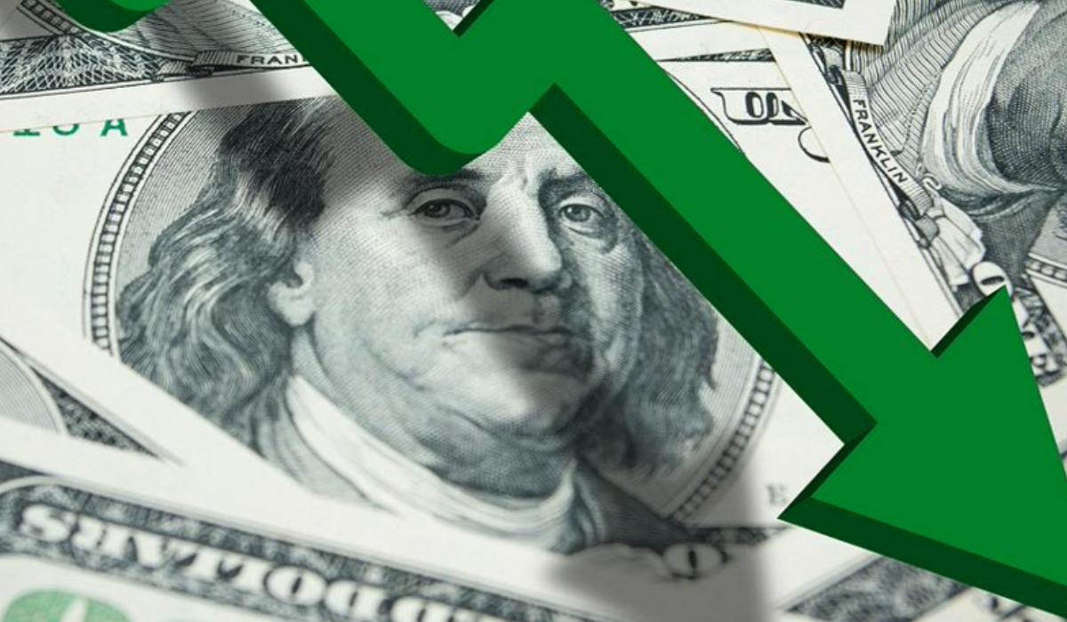 Banco de Bogotá dice que cerrará dólar en 2023 a 3.950 pesos y habla de 2024