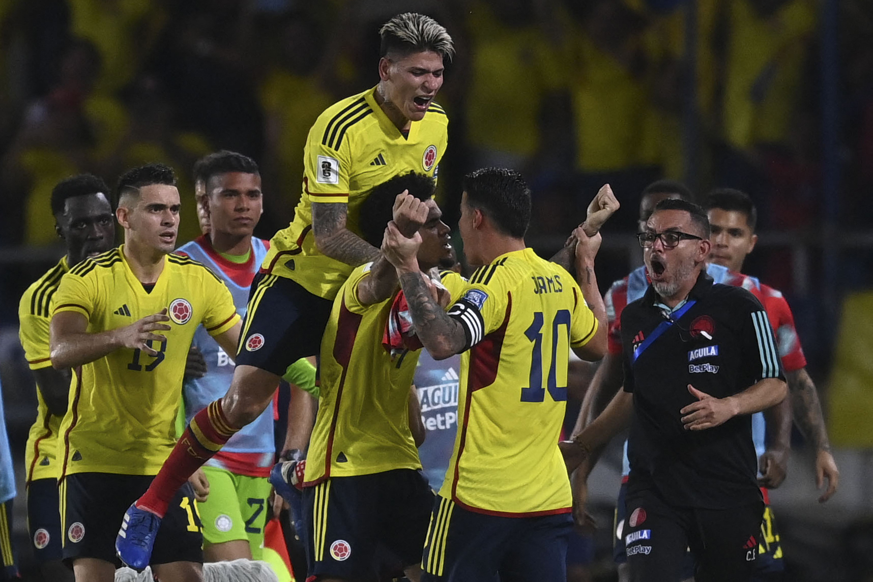 Selección Colombia perdió a Dávinson Sánchez para partido ante Paraguay: por qué y qué le pasó.