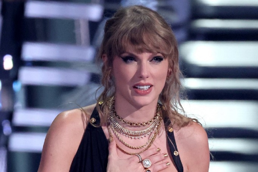 Taylor Swift, de gira por Latinoamérica, lamentó muerte de una fanática en uno de sus conciertos.