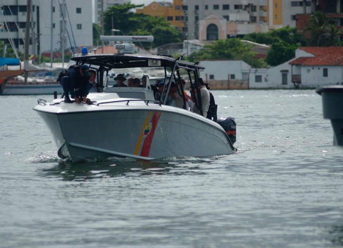Tragedia en mar de Cartagena: un muerto y un desaparecido en accidente de lanchas de jóvenes evangelizadores.