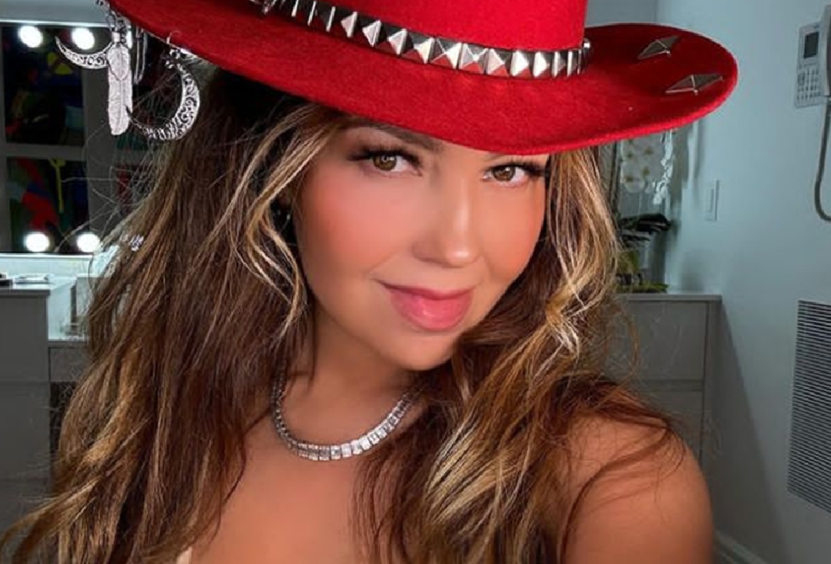 Thalía sacó nueva canción y le bajaron la caña por baile parecido al de Shakira.