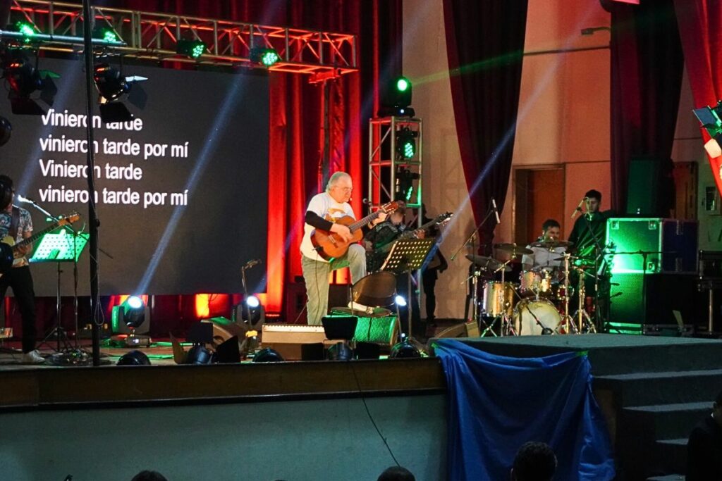 Luis Pescetti en concierto del ICBF en Soacha.