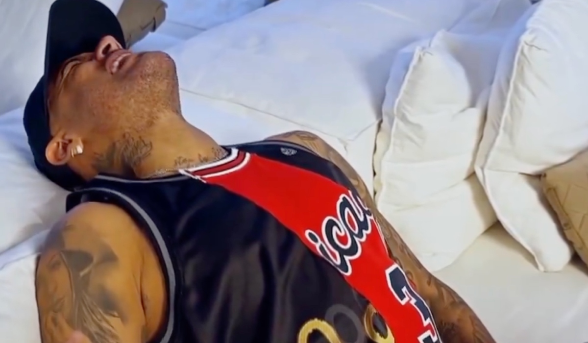 Neymar vive un calvario durante su recuperación: gritos, insultos y desgarrador llanto