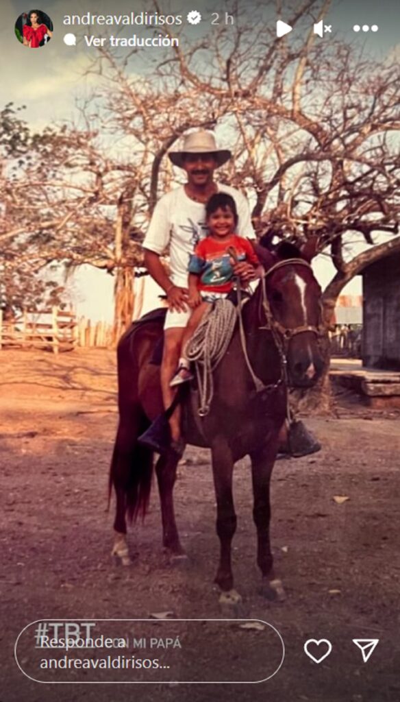 Andrea Valdiri por fin publica foto con su papá del que casi no habla / captuira de pantalla instagram