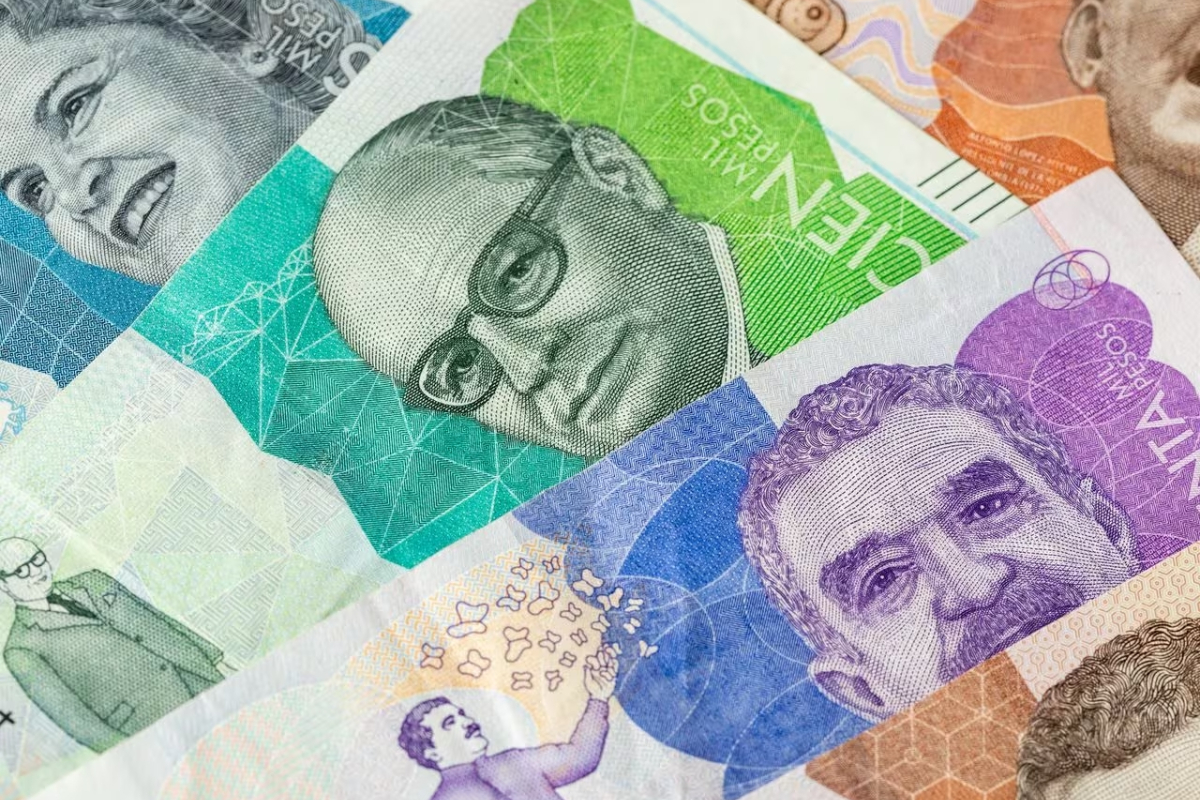Los que tengan billetes de 50.000 y 100.000 pesos en Colombia tendrán una dicha gracias al fortalecimiento del peso colombiano. 