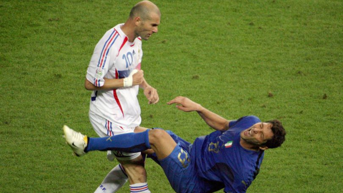 Por qué Zidenine Zidane le pegó un cabezazo a Marco Materazzi en la final del Mundial 2006: detalles