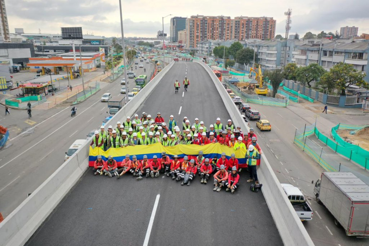 Alivio para conductores en el norte de Bogotá: entregaron el nuevo puente de la avenida 68 con calle 100, lo que descongestionará este sector de la ciudad.