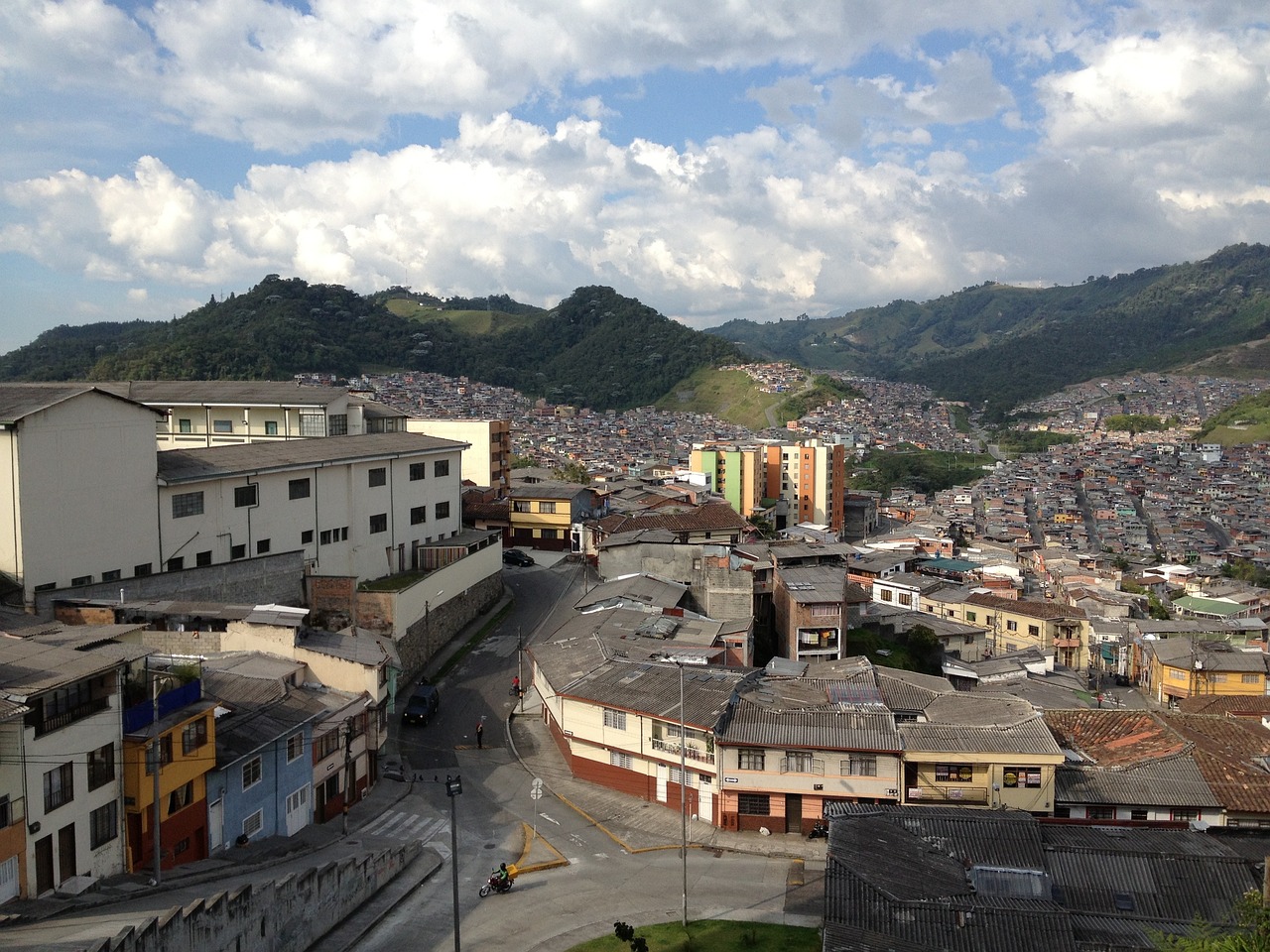 Manizales, ciudad con la mejor calidad de aire en Colombia, según IQAir