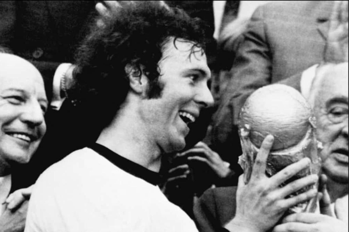 Franz Beckenbauer murió a los 78 años. Ganó dos Mundiales, uno como jugador y otro como técnico.