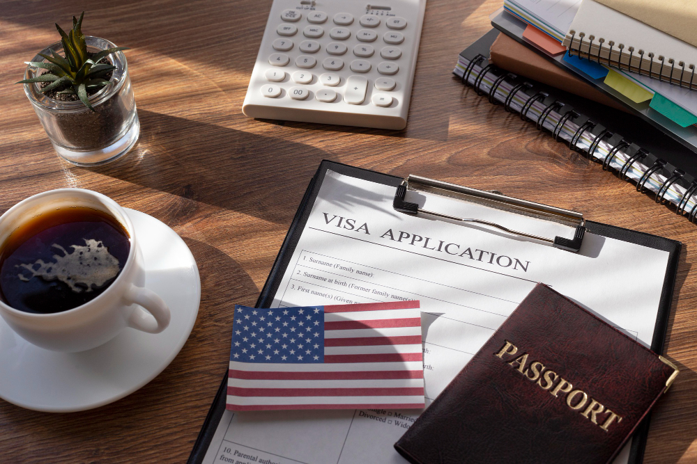 Visa de Estados Unidos y significado de la hoja rosada, amarilla, blanca y azul