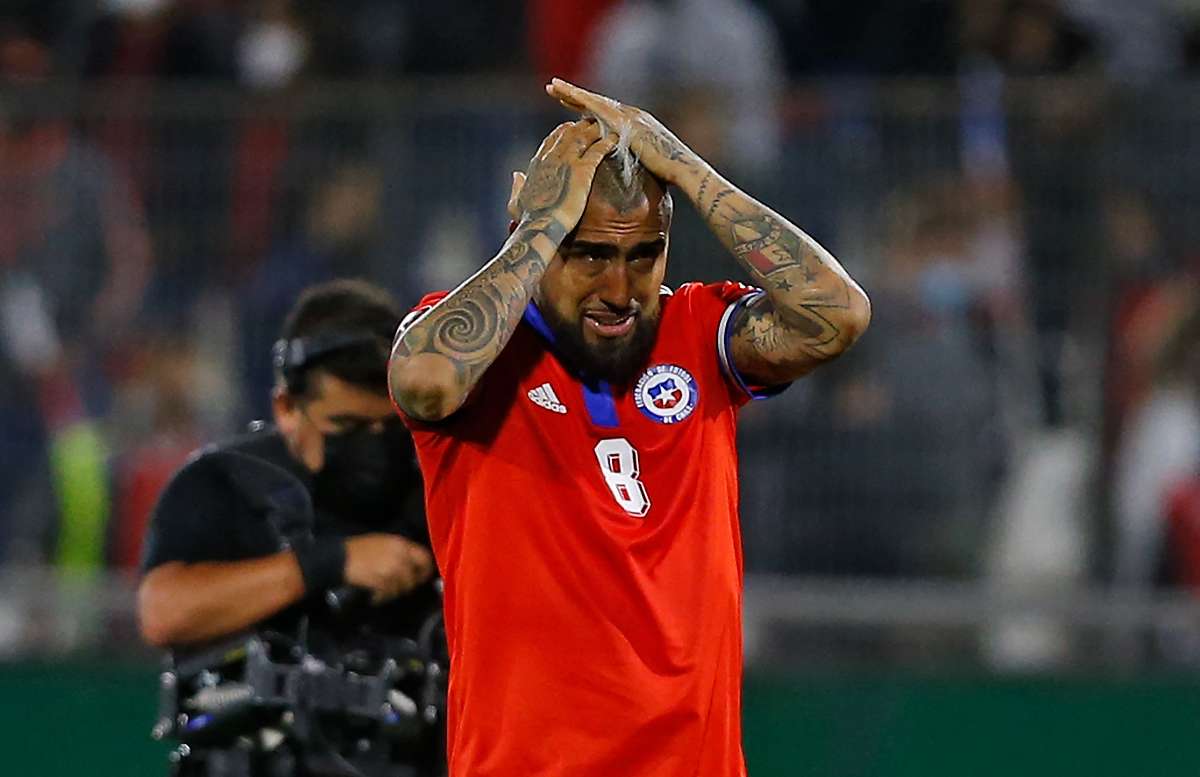 Foto de Arturo Vidal, en nota de que el chileno no iría a América por fichar con Colo Colo: explican por qué del giro
