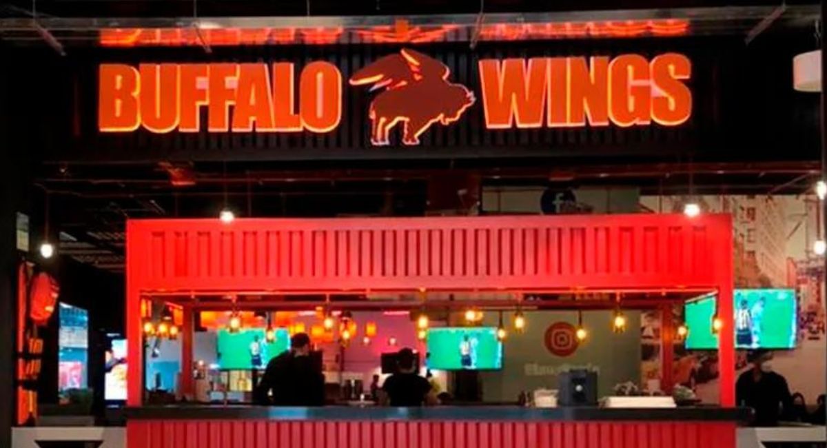 Buffalo Wings, cadena de restaurantes con 27 establecimientos en Colombia, no logró concretar una negociación para pagar sus deudas por $ 26.500 millones.