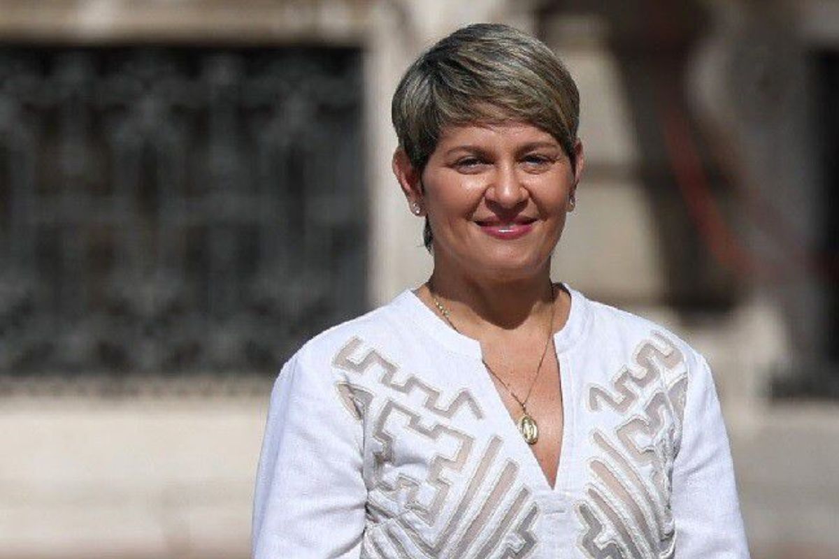 Foto de Verónica Alcocer, porque mujer cercana que es directora de Procolombia en EE. UU.