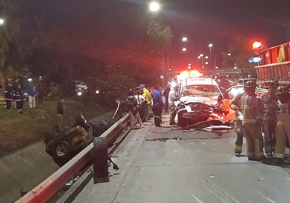 Accidente de tránsito en autopista Norte de Bogotá la noche del martes 23 de enero de 2024.
