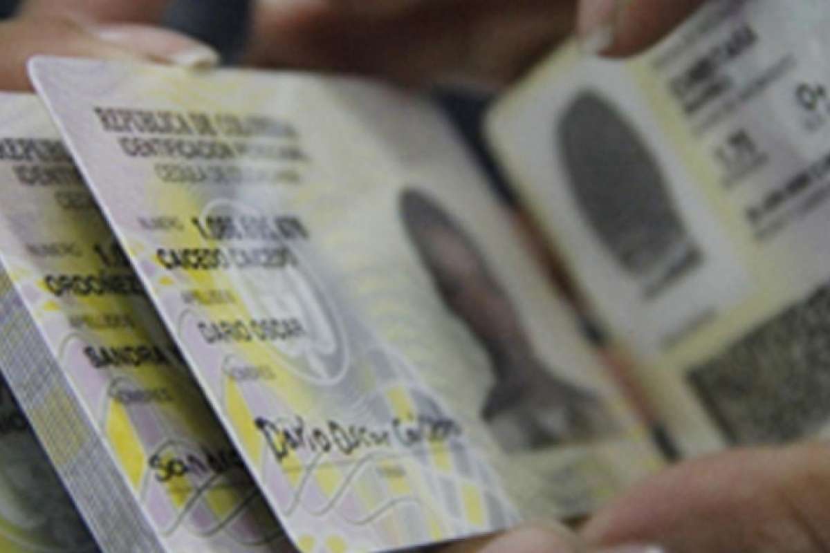 Fotos de documentos de identidad, en nota sobre cómo saber si cédula de ciudadanía fue clonada en Colombia: pasos para evitar ser suplantado