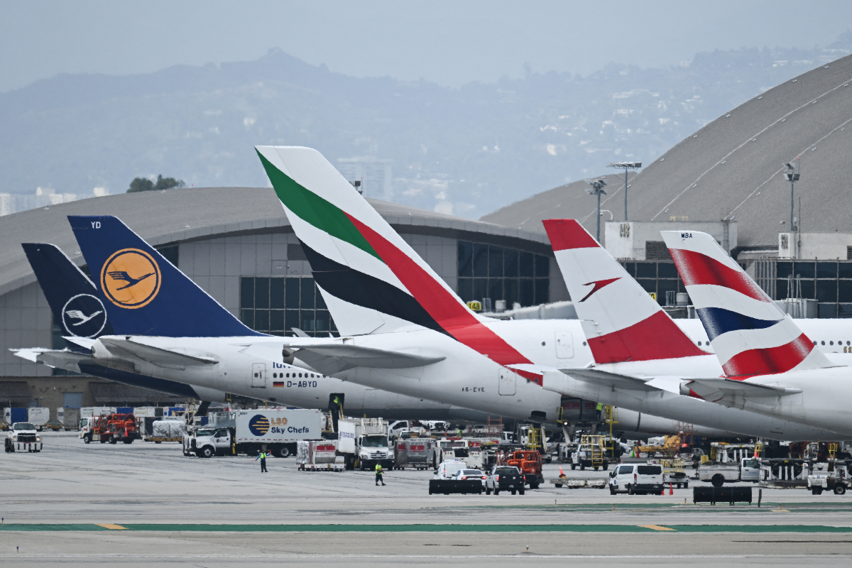 Aerolínea Emirates Airlines llegaría a Colombia con ruta directa entre Bogotá-Miami y Dubái, lo que beneficiaría a miles de personas en el país.