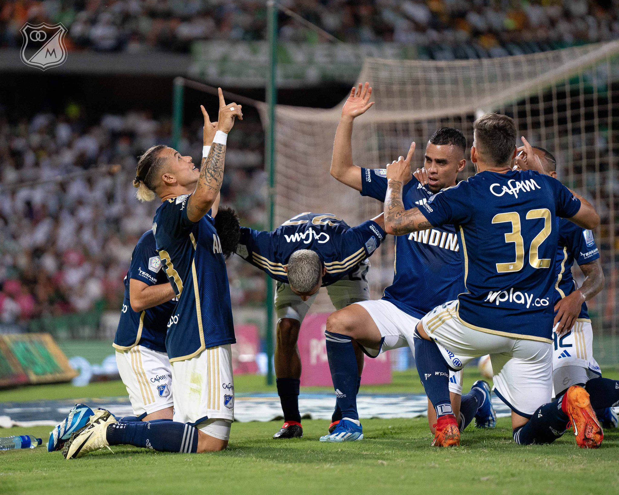 Millonarios busca soluciones para jugar la Libertadores en El Campín.