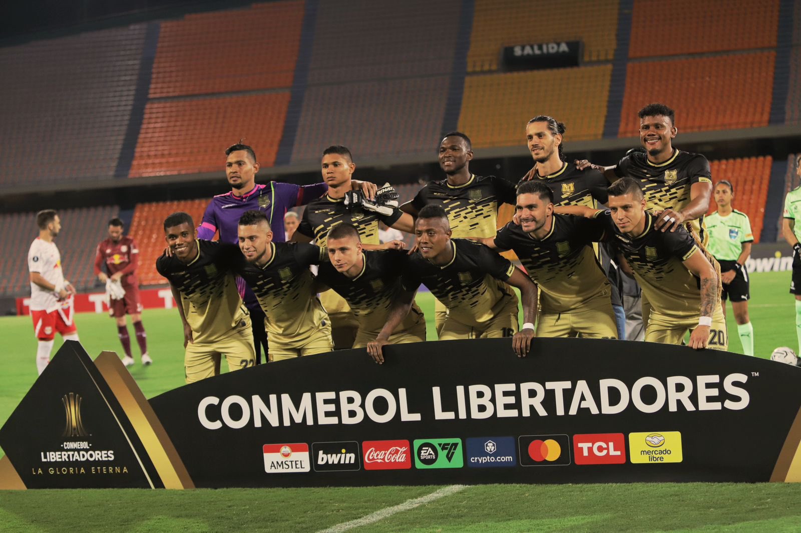 Águilas Doradas debutó en Copa Libertadores con empate contra Bragantino.