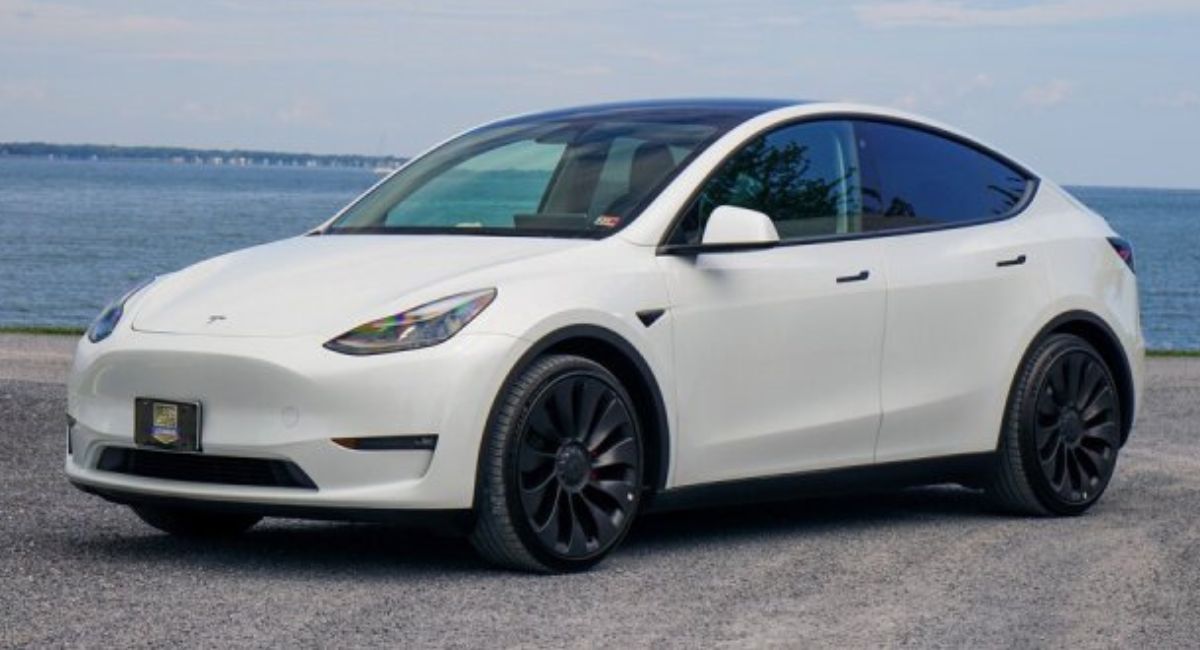 Tesla, la marca de vehículos eléctricos de Elon Musk, alista detalles para llegar a Colombia y venderá carros desde 165'000.000.