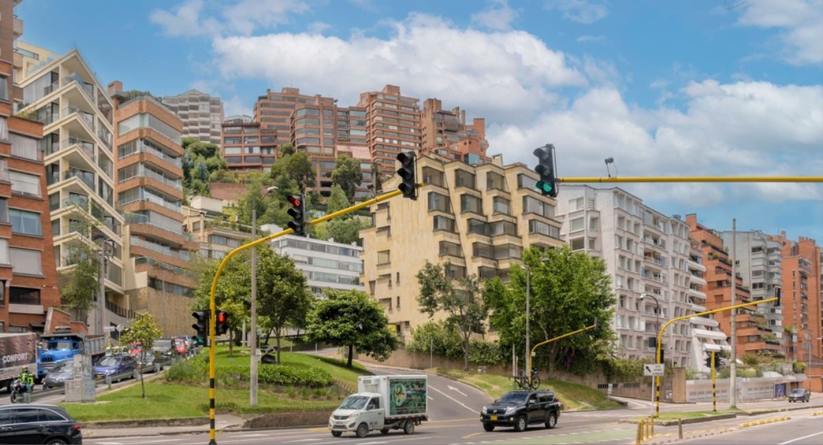 Fondo Monetario Internacional indica que los precios de las viviendas están bajando en Colombia y comprarlas será más fácil para trabajadores.