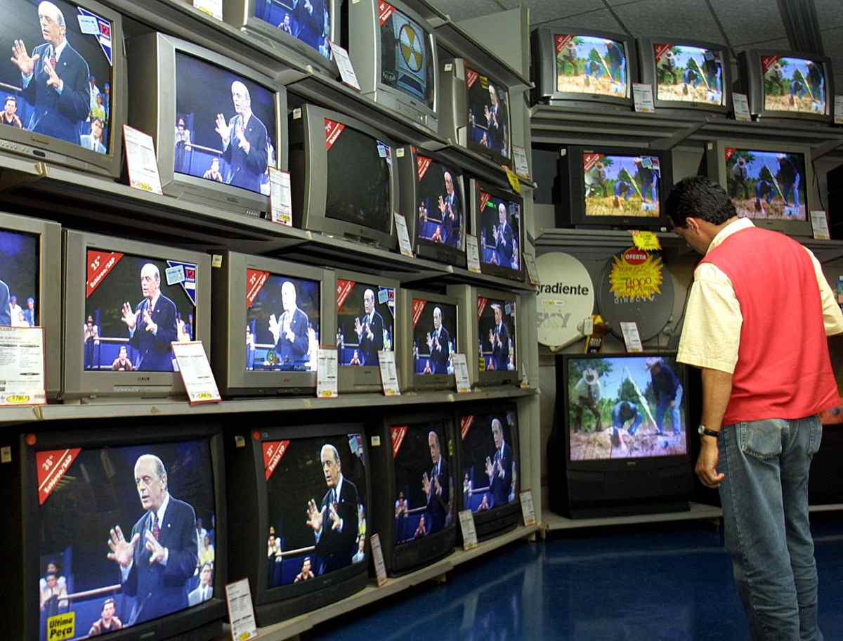 Foto de televisores, en nota de cuál es el televisor que más consume energía en Colombia.
